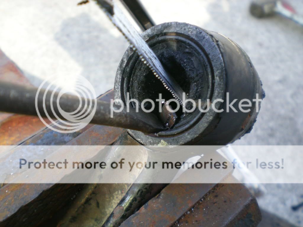 [DIY] How to remove bushings without a press [PICS] HondaTech